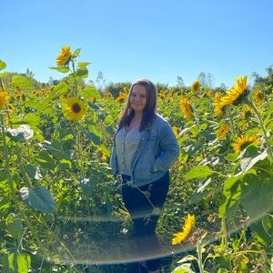 Meet your Posher, Mathilde